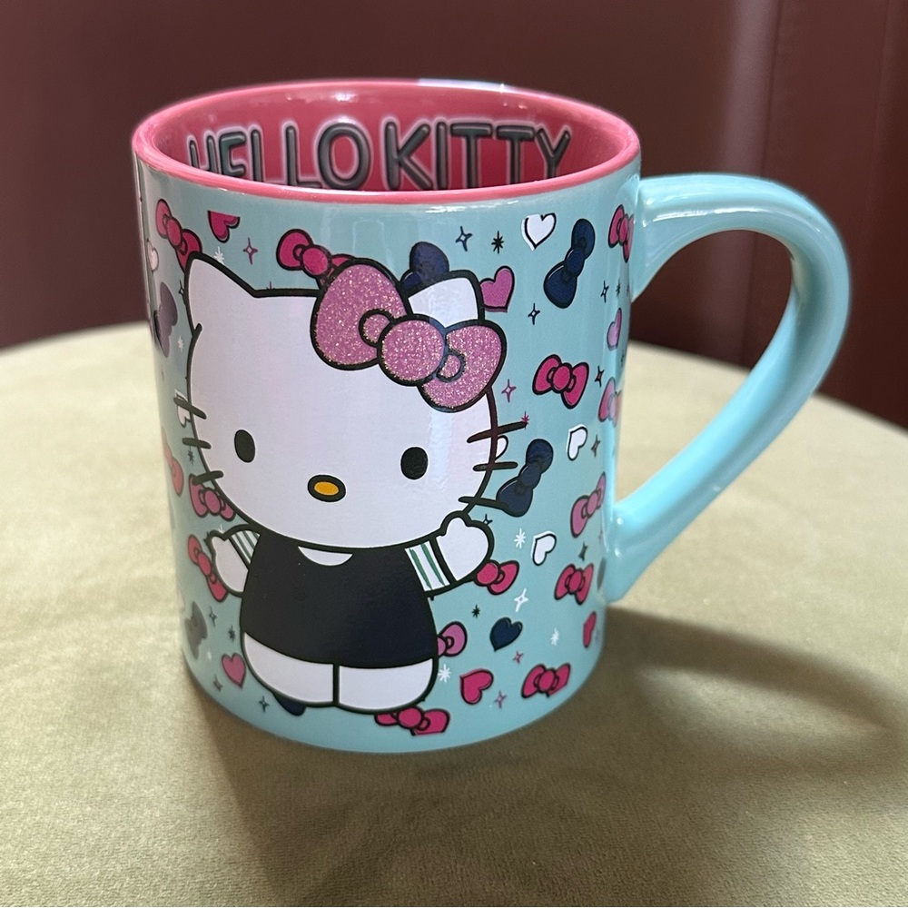 HELLO KITTY mug ☕️